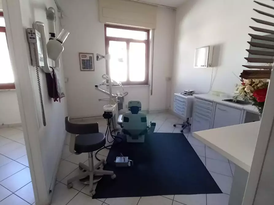 Immagine 7 di Appartamento in vendita  a Ortonovo