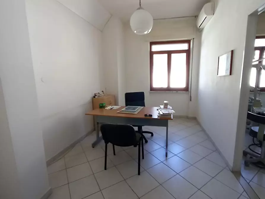 Immagine 6 di Appartamento in vendita  a Ortonovo