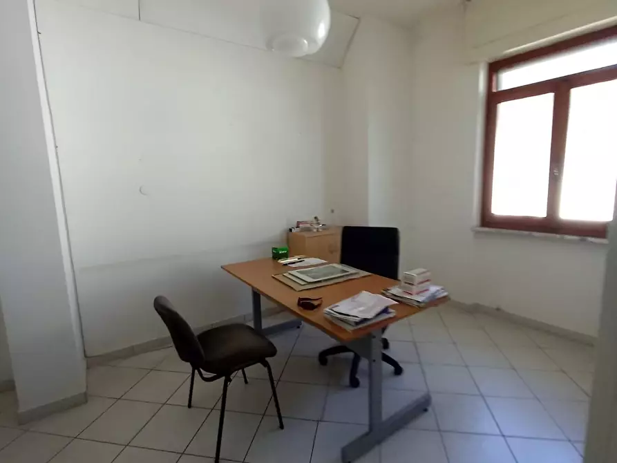 Immagine 8 di Appartamento in vendita  a Ortonovo