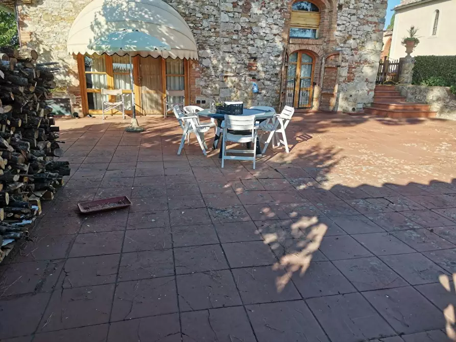 Immagine 33 di Casa colonica in vendita  a Colle Di Val D'elsa