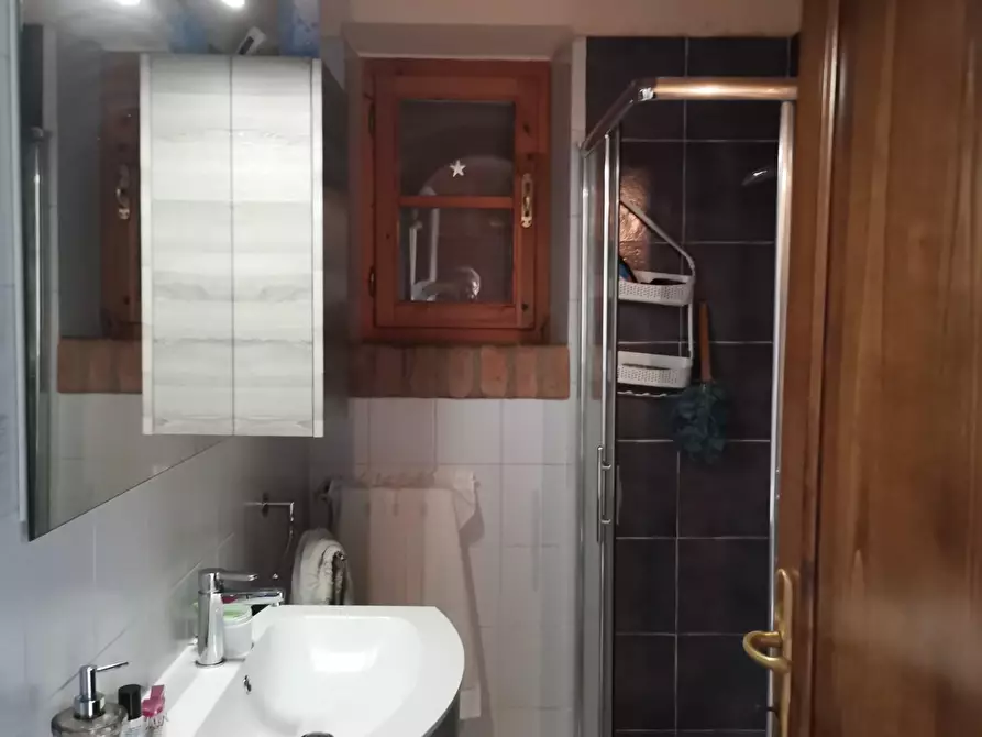 Immagine 16 di Casa colonica in vendita  a Colle Di Val D'elsa