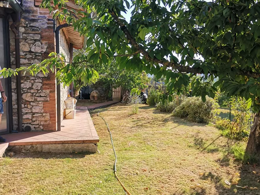 Immagine 31 di Casa colonica in vendita  a Colle Di Val D'elsa