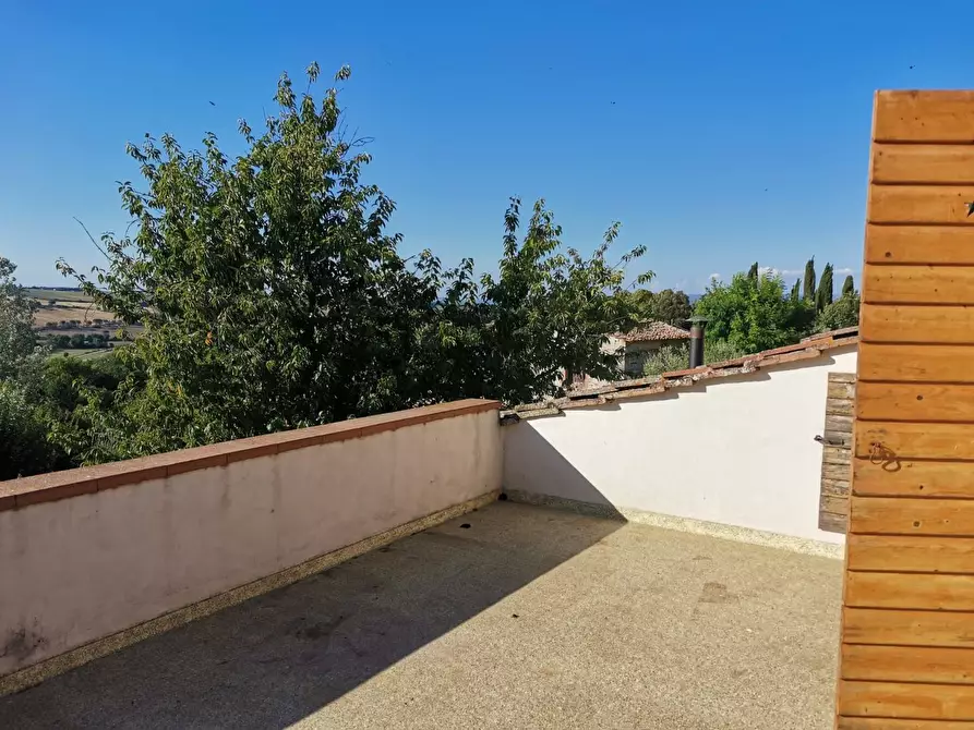 Immagine 6 di Casa colonica in vendita  a Colle Di Val D'elsa