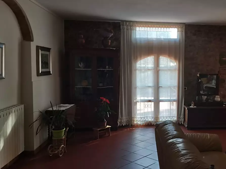 Immagine 12 di Casa colonica in vendita  a Colle Di Val D'elsa