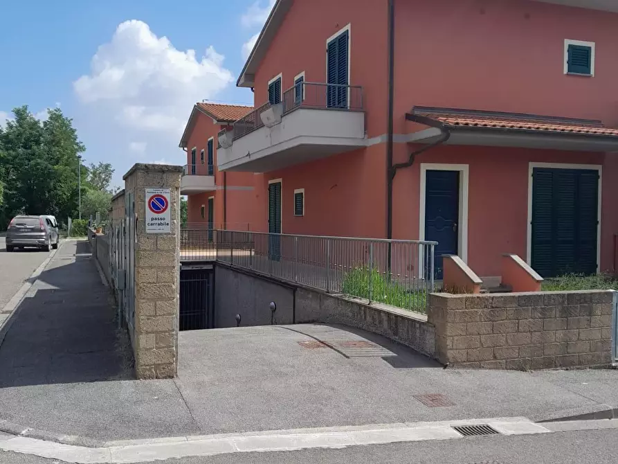 Immagine 1 di Villetta a schiera in vendita  a Montopoli In Val D'arno