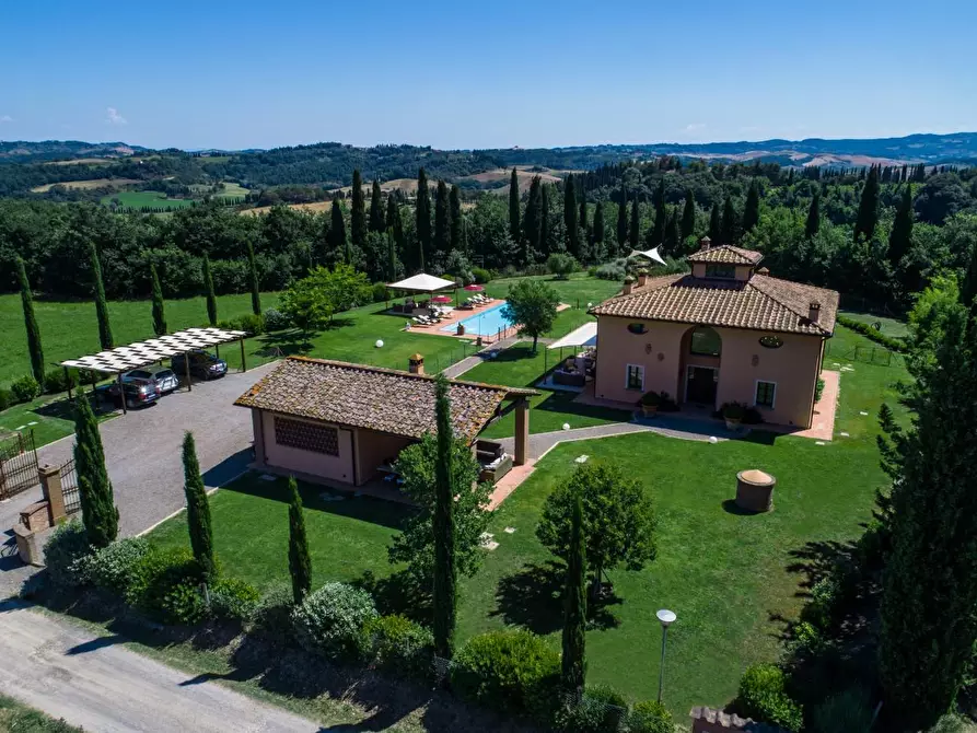 Immagine 33 di Villa in vendita  a Peccioli