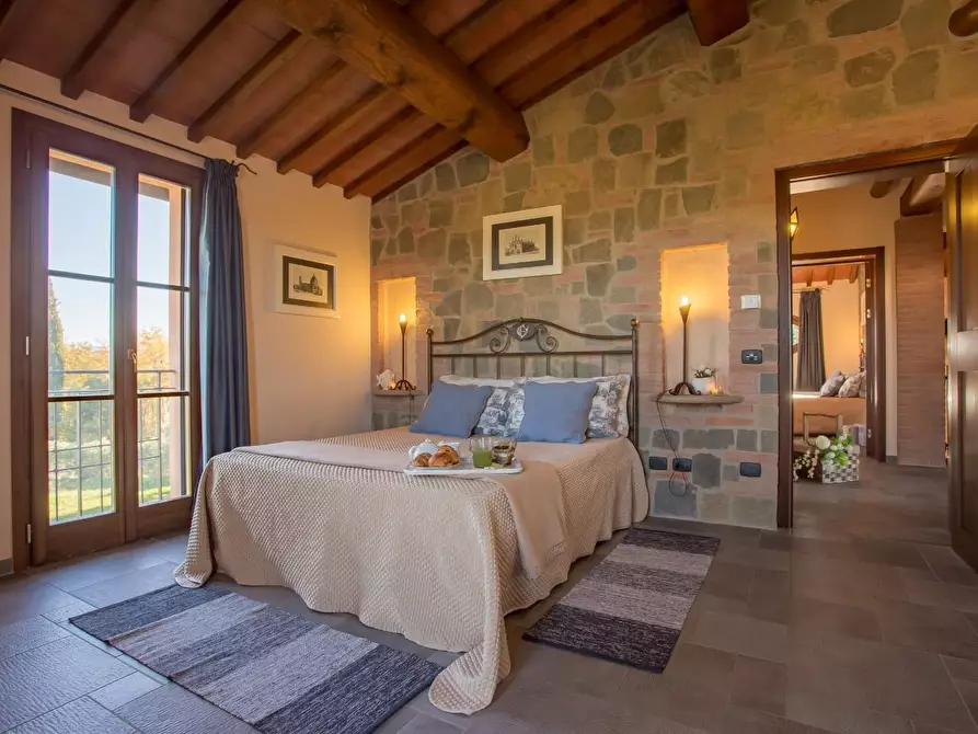 Immagine 15 di Villa in vendita  a Peccioli