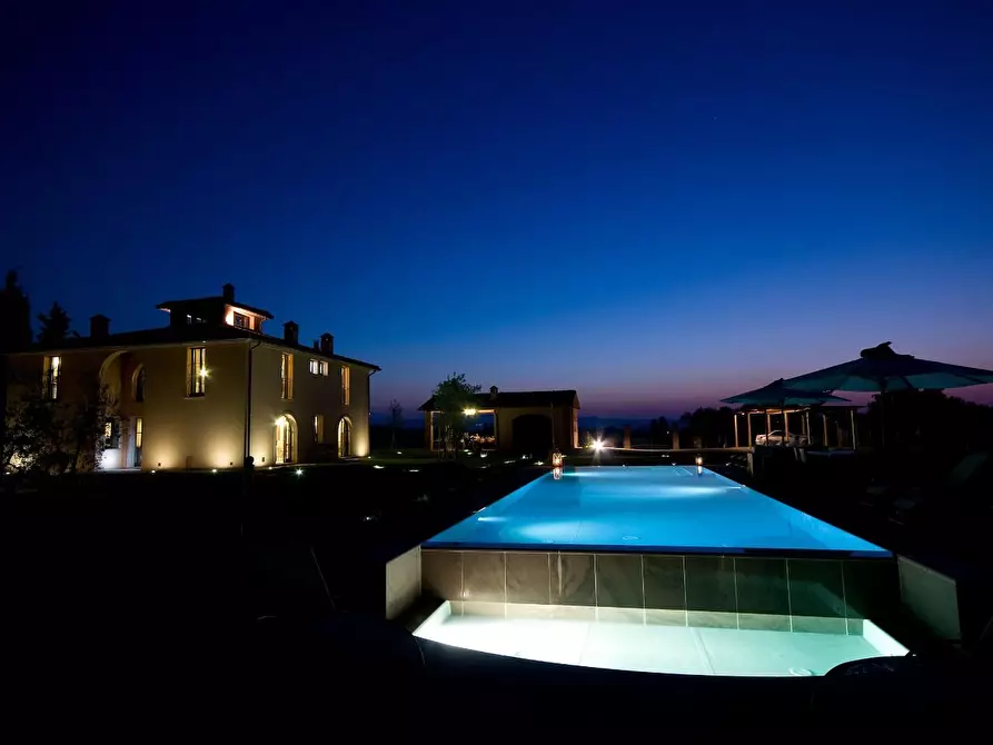 Immagine 3 di Villa in vendita  a Peccioli