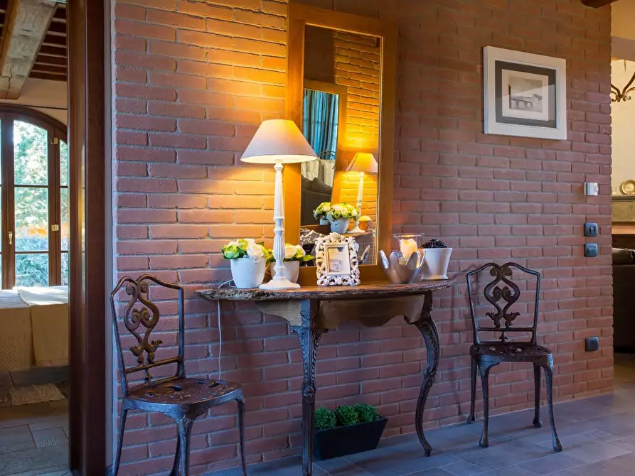 Immagine 9 di Villa in vendita  a Peccioli