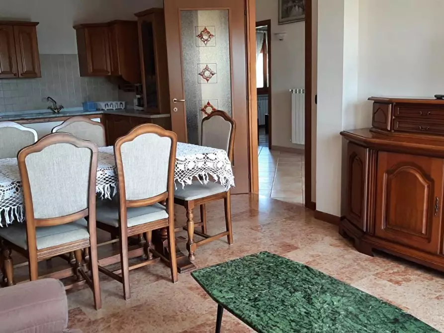 Immagine 3 di Appartamento in affitto  a Seravezza