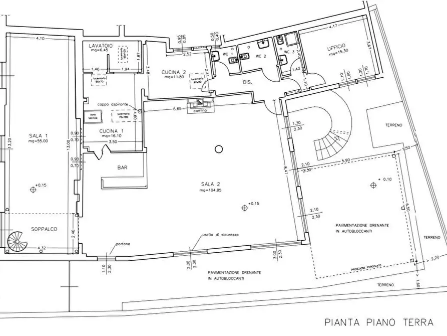 Immagine 54 di Locale commerciale in vendita  a Massa