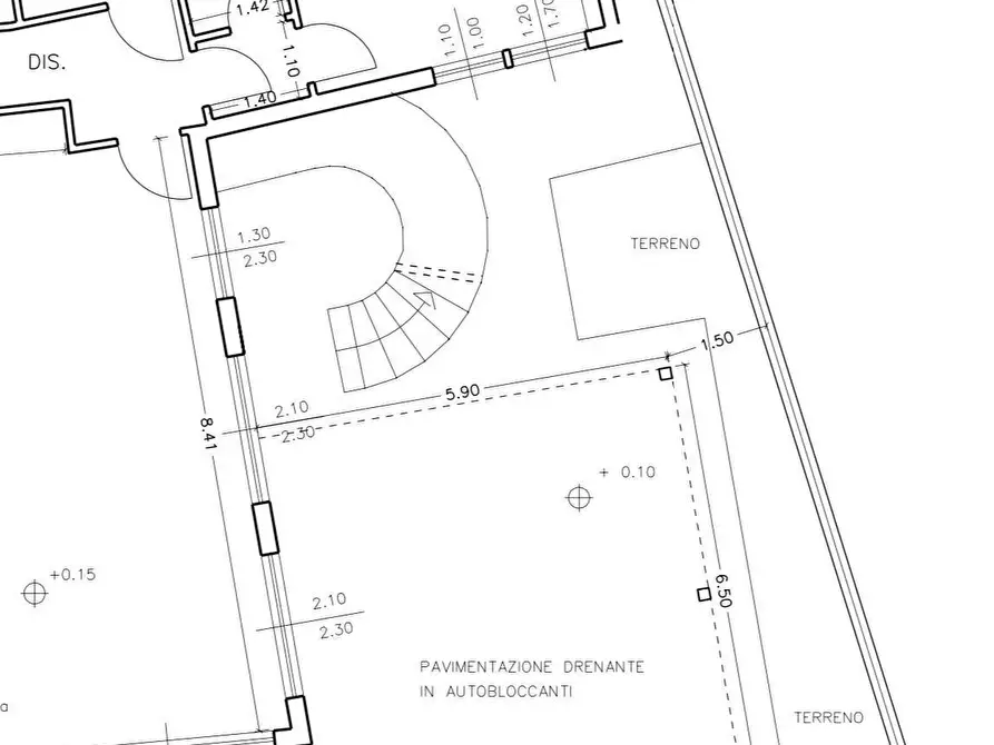 Immagine 57 di Locale commerciale in vendita  a Massa