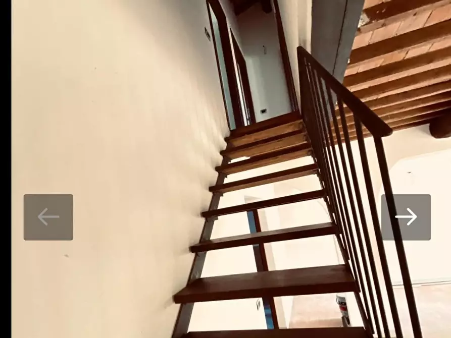 Immagine 9 di Rustico / casale in vendita  a Vicopisano