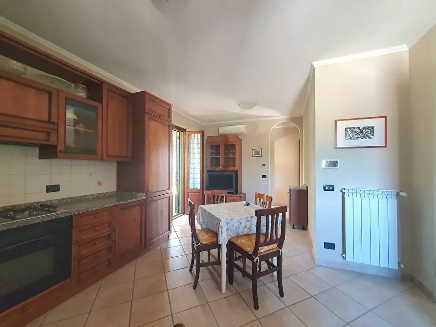 Immagine 38 di Villa in vendita  a Lucca