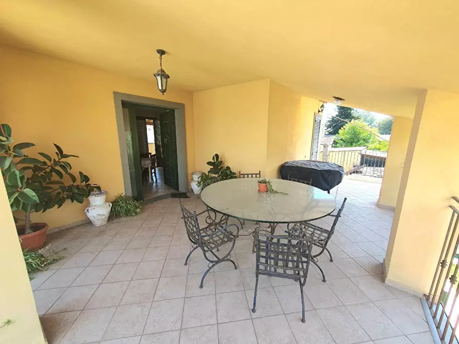 Immagine 31 di Villa in vendita  a Lucca