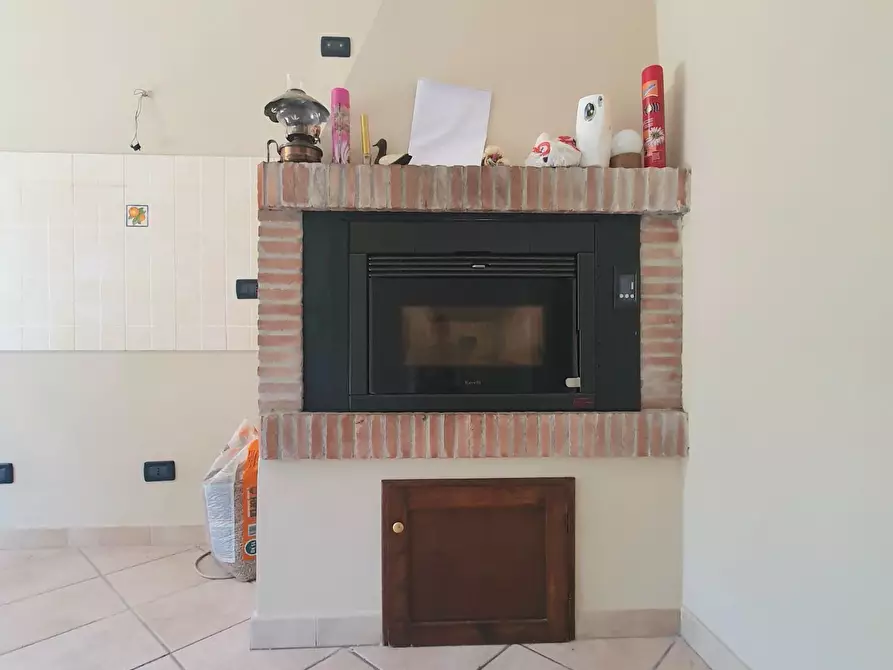 Immagine 8 di Villa in vendita  a Lucca