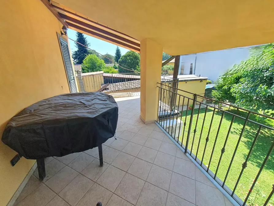 Immagine 33 di Villa in vendita  a Lucca