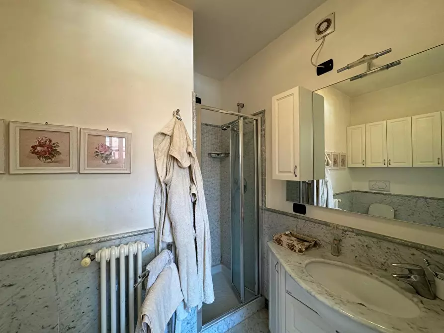 Immagine 5 di Appartamento in affitto  a Pietrasanta