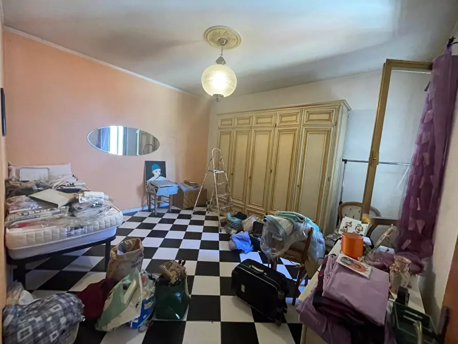 Immagine 15 di Palazzo in vendita  a Montignoso