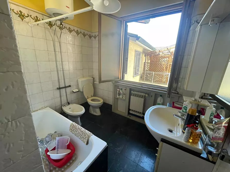 Immagine 13 di Palazzo in vendita  a Montignoso