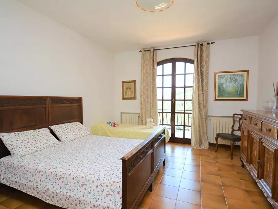 Immagine 23 di Villa in vendita  a Montignoso