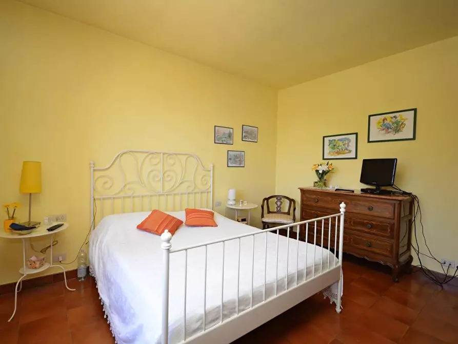 Immagine 26 di Villa in vendita  a Montignoso