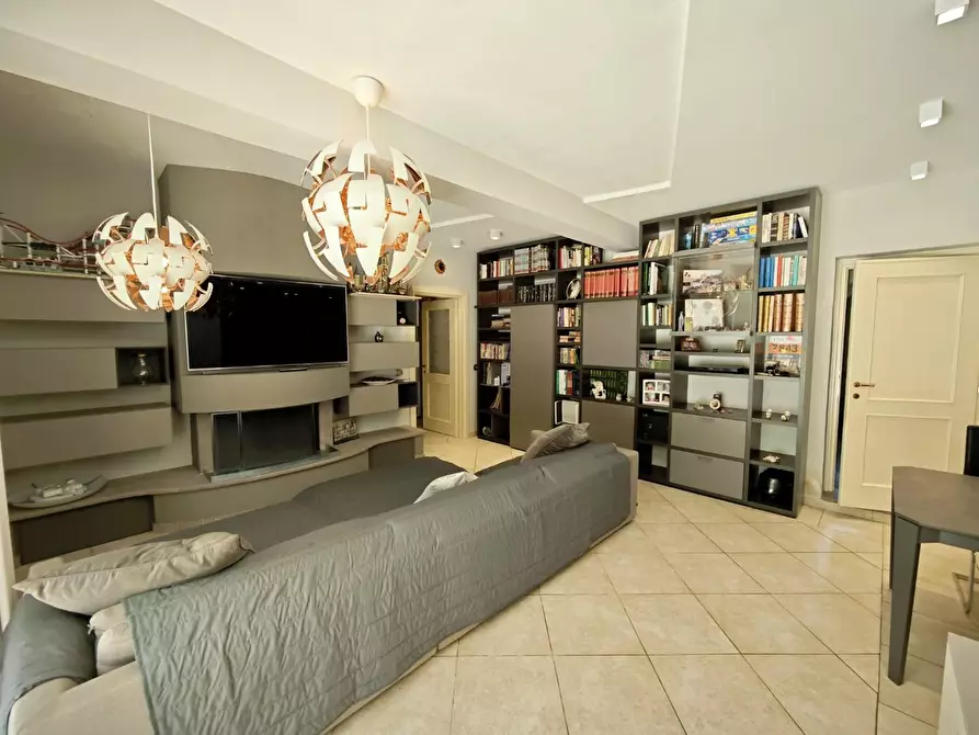 Immagine 41 di Villa in vendita  a Casciana Terme Lari