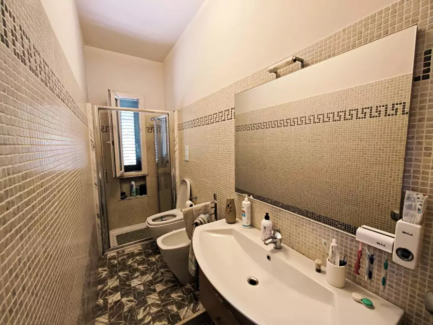 Immagine 29 di Villa in vendita  a Casciana Terme Lari