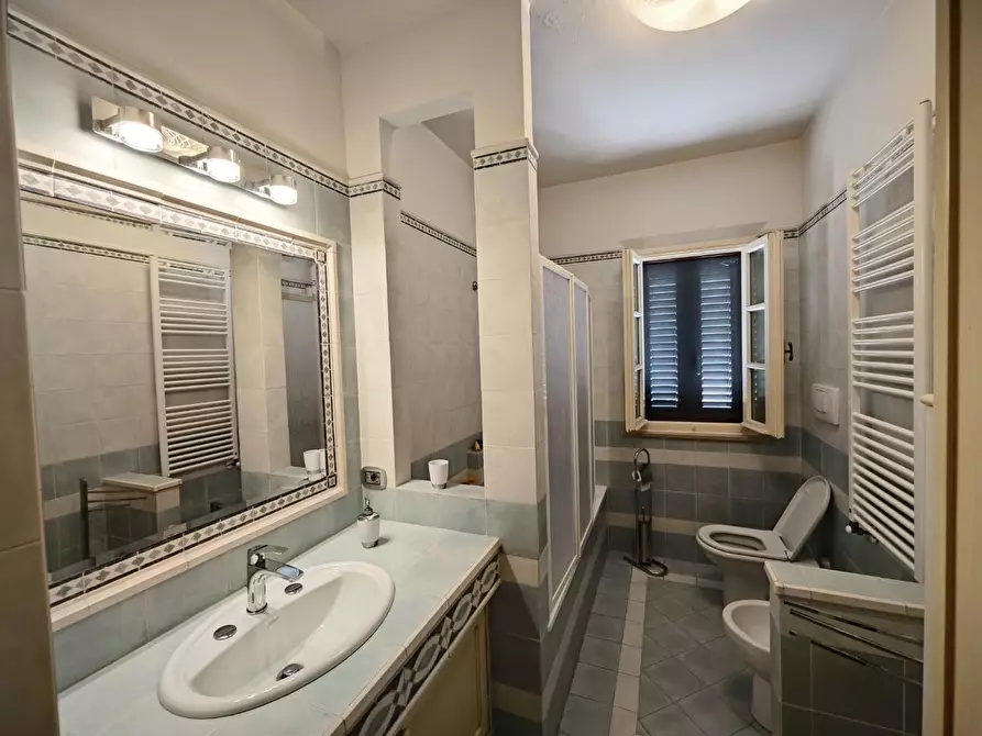 Immagine 43 di Villa in vendita  a Casciana Terme Lari