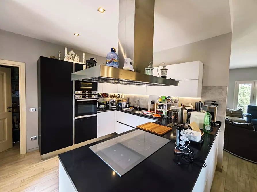 Immagine 22 di Villa in vendita  a Casciana Terme Lari