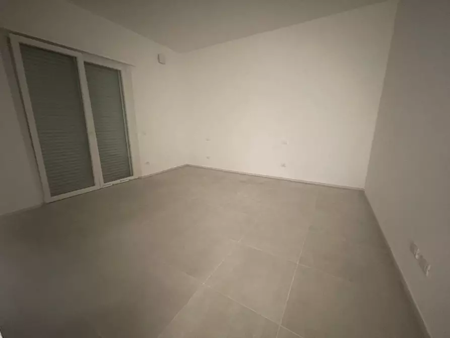 Immagine 10 di Appartamento in vendita  a Ortonovo