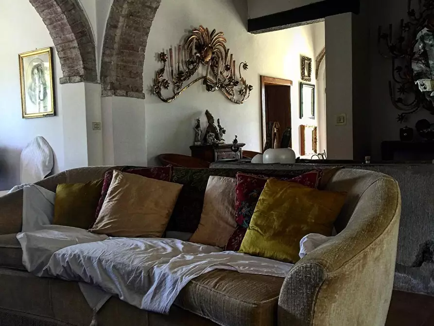 Immagine 10 di Casa colonica in vendita  a San Quirico D'orcia