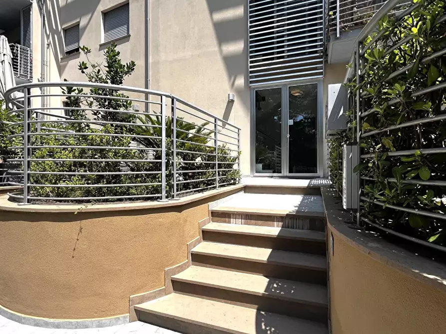 Immagine 5 di Appartamento in vendita  a Rosignano Marittimo