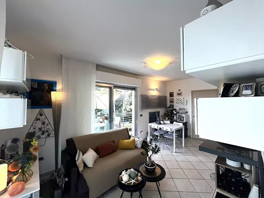 Immagine 8 di Appartamento in vendita  a Rosignano Marittimo