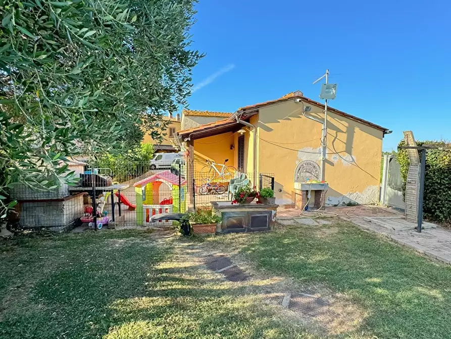 Immagine 19 di Rustico / casale in vendita  a Cascina