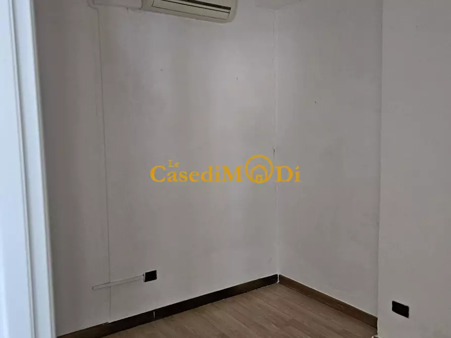 Immagine 6 di Locale commerciale in vendita  a Pisa