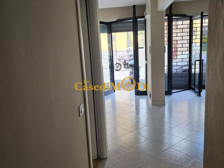 Immagine 7 di Locale commerciale in vendita  a Pisa