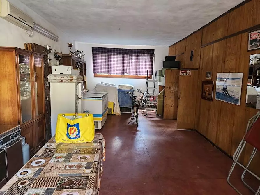 Immagine 33 di Casa indipendente in vendita  a Santa Maria A Monte