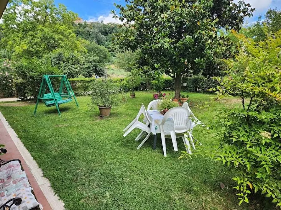 Immagine 30 di Casa indipendente in vendita  a Santa Maria A Monte