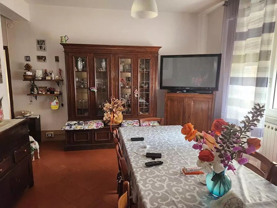 Immagine 21 di Casa indipendente in vendita  a Santa Maria A Monte
