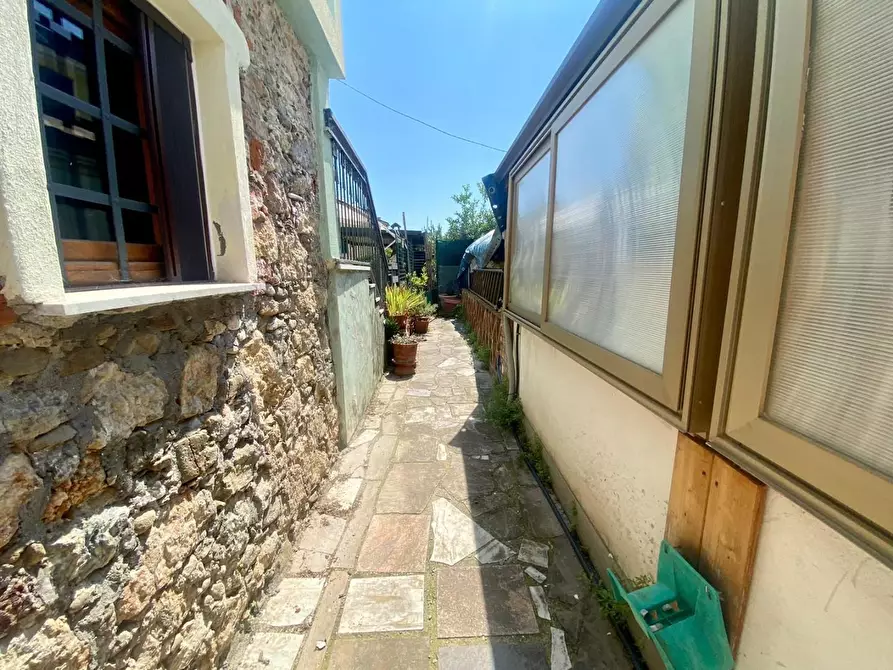 Immagine 25 di Casa semindipendente in vendita  a Sarzana