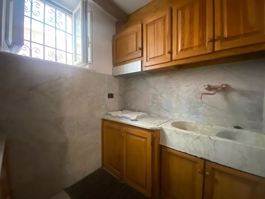 Immagine 21 di Casa semindipendente in vendita  a Sarzana