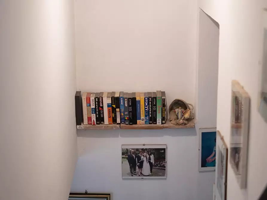 Immagine 30 di Casa semindipendente in vendita  a Sarzana