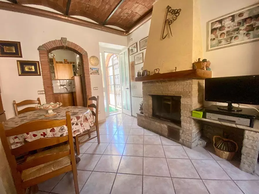 Immagine 20 di Casa semindipendente in vendita  a Sarzana