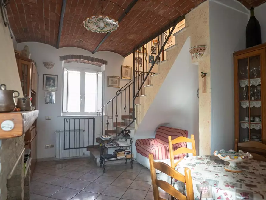 Immagine 53 di Casa semindipendente in vendita  a Sarzana