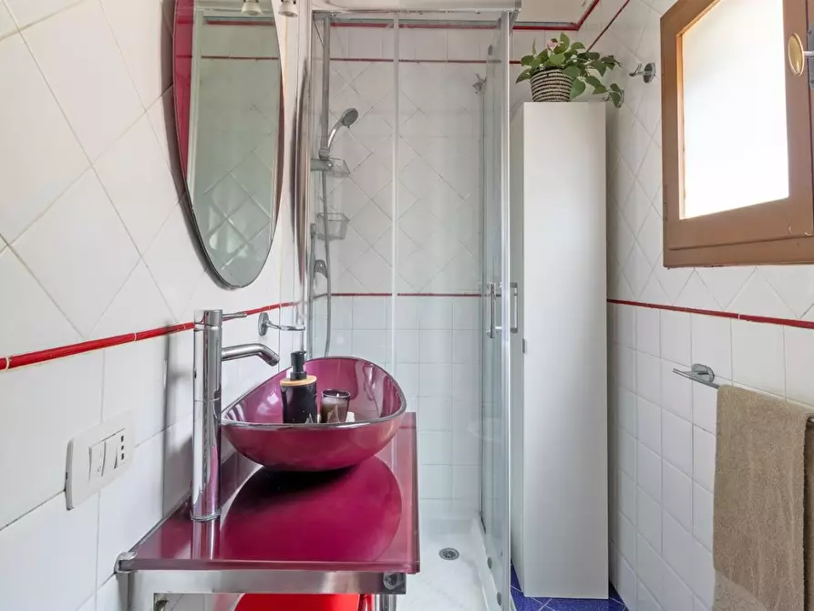 Immagine 14 di Appartamento in vendita  a Montelupo Fiorentino