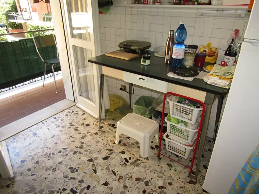 Immagine 11 di Appartamento in vendita  a Carrara