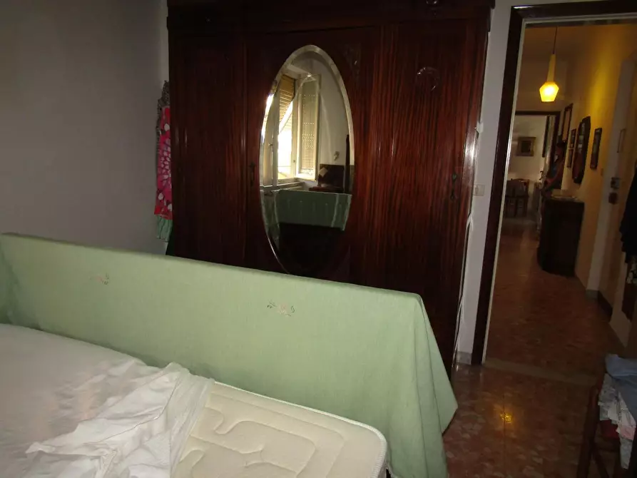 Immagine 7 di Appartamento in vendita  a Carrara