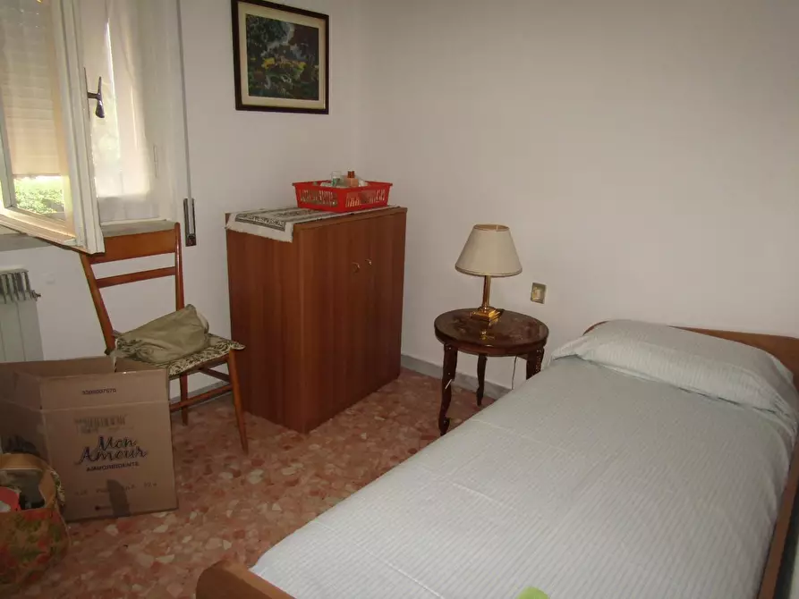 Immagine 8 di Appartamento in vendita  a Carrara