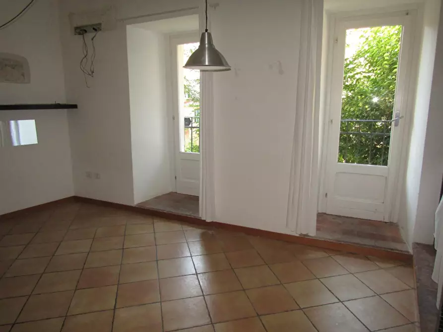 Immagine 4 di Loft/Open space in vendita  a Carrara